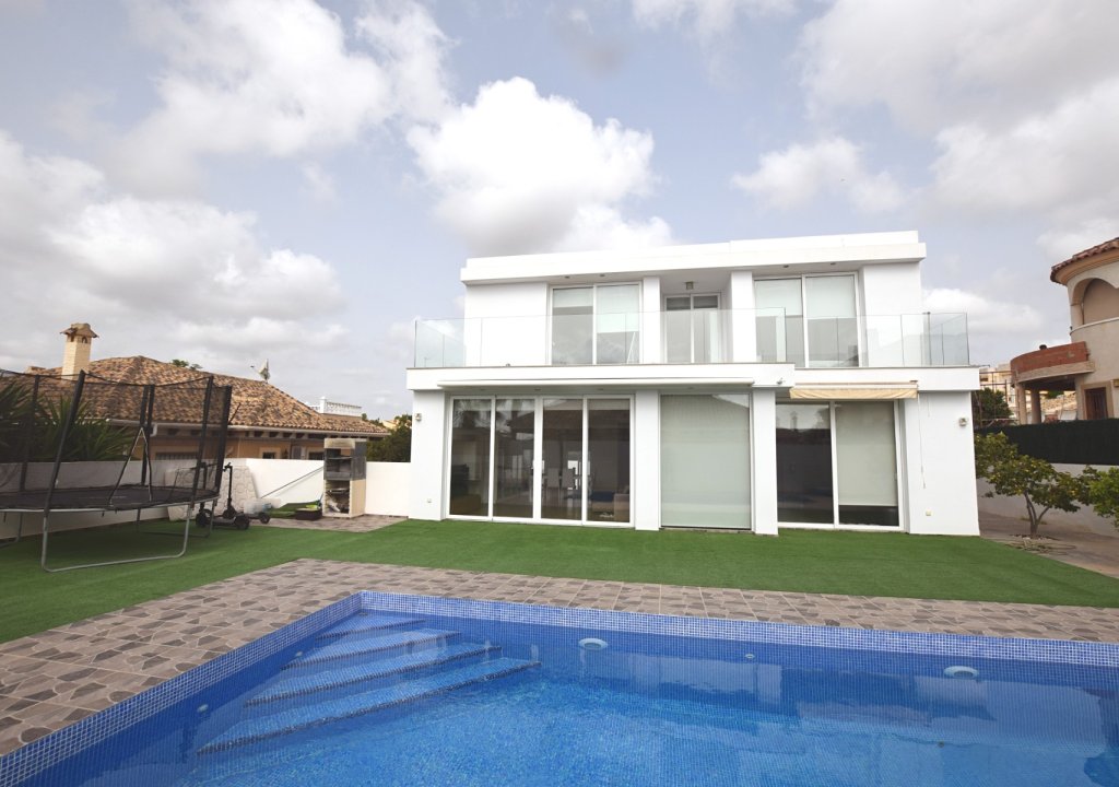 Reventa - Detached House / Villa - San Fulgencio - La Marina