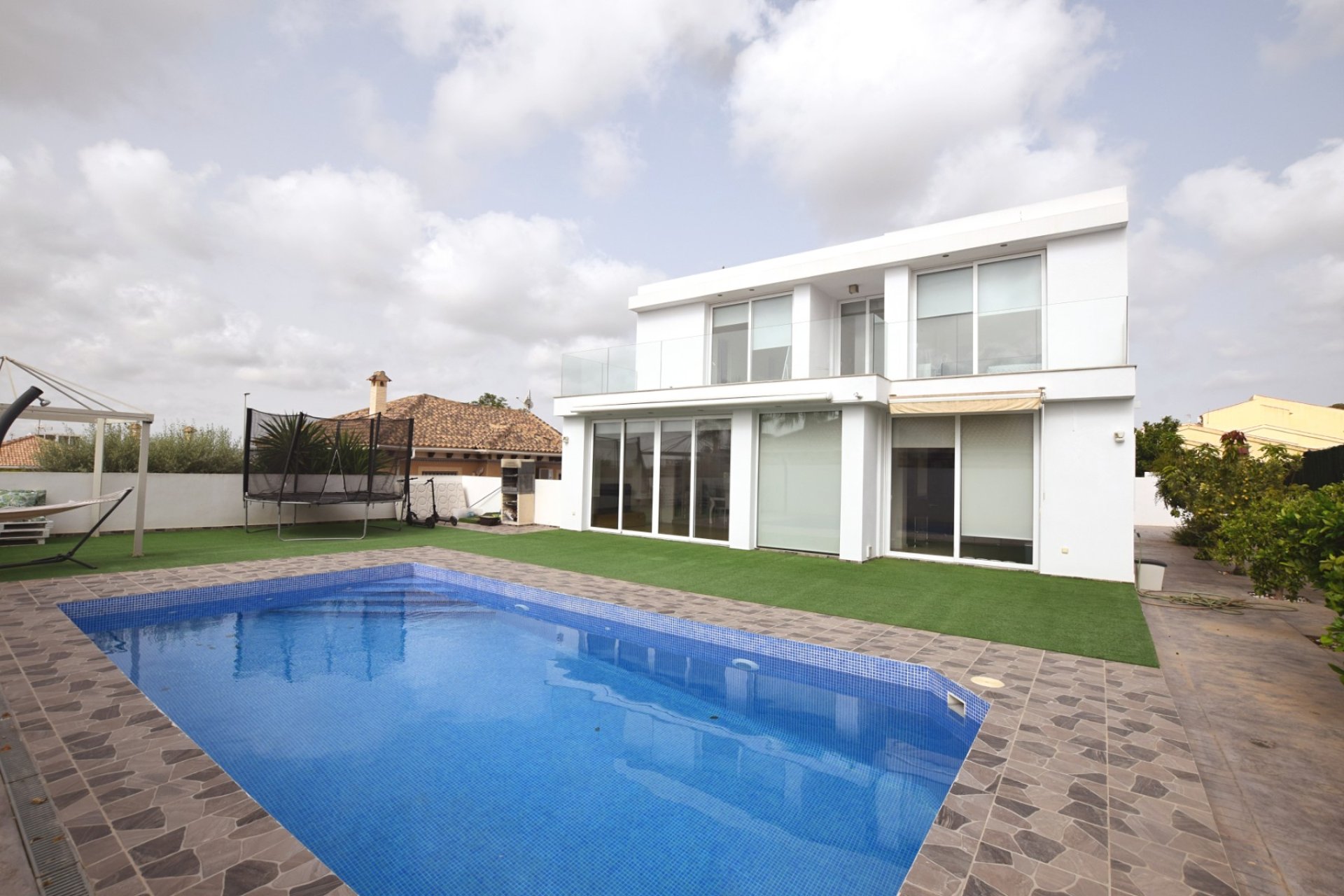 Reventa - Detached House / Villa - San Fulgencio - La Marina