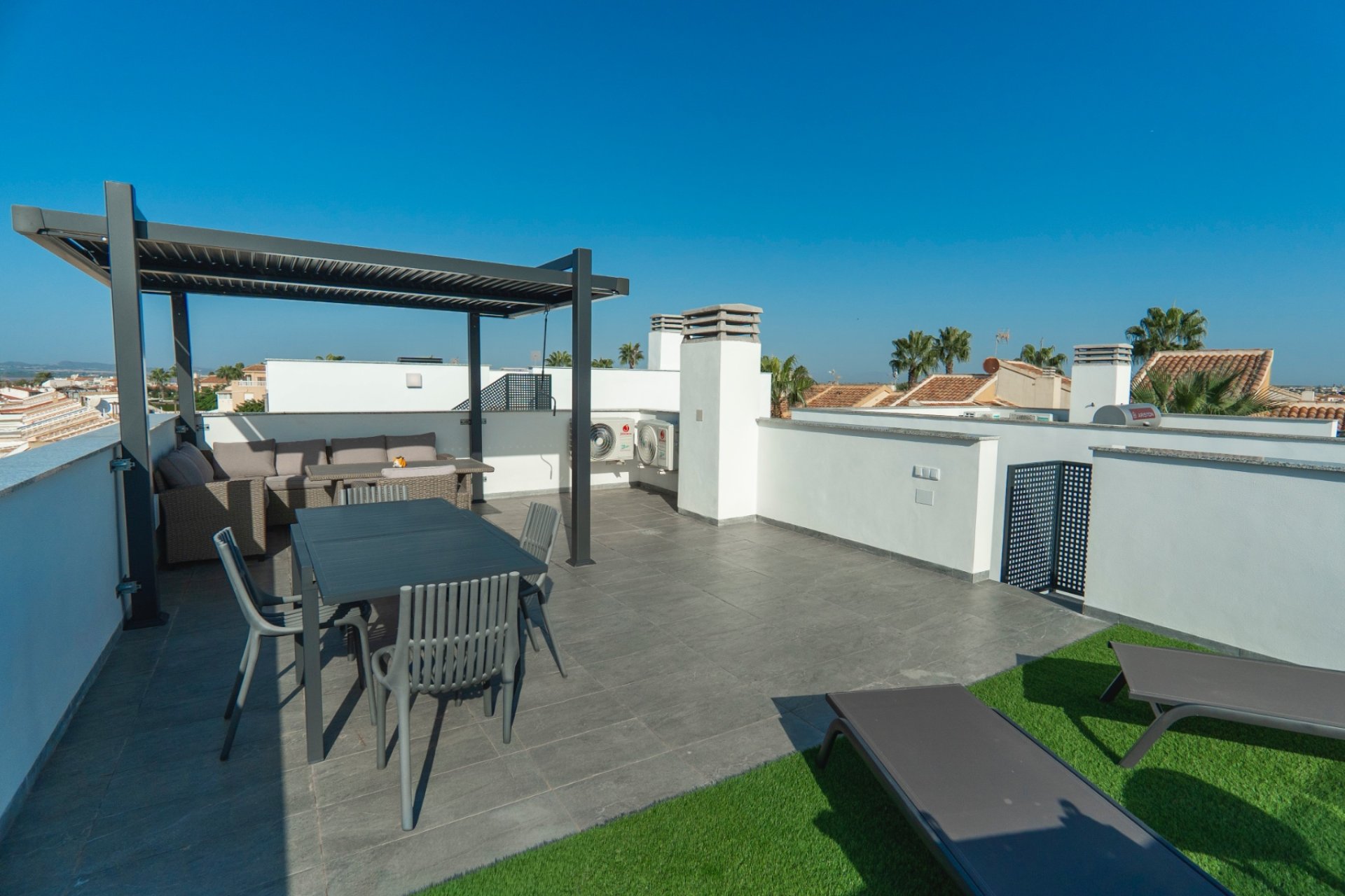Reventa - Detached House / Villa - Torrevieja - La Florida
