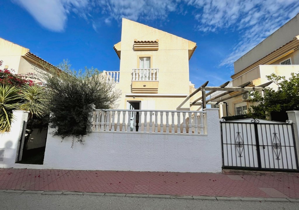 Reventa - Detached villa - Ciudad Quesada - Airstrip