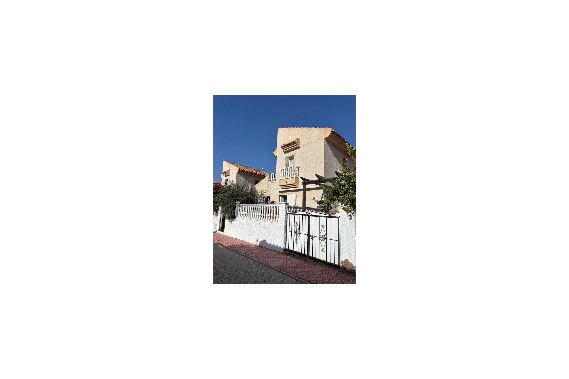 Reventa - Detached villa - Ciudad Quesada - Airstrip