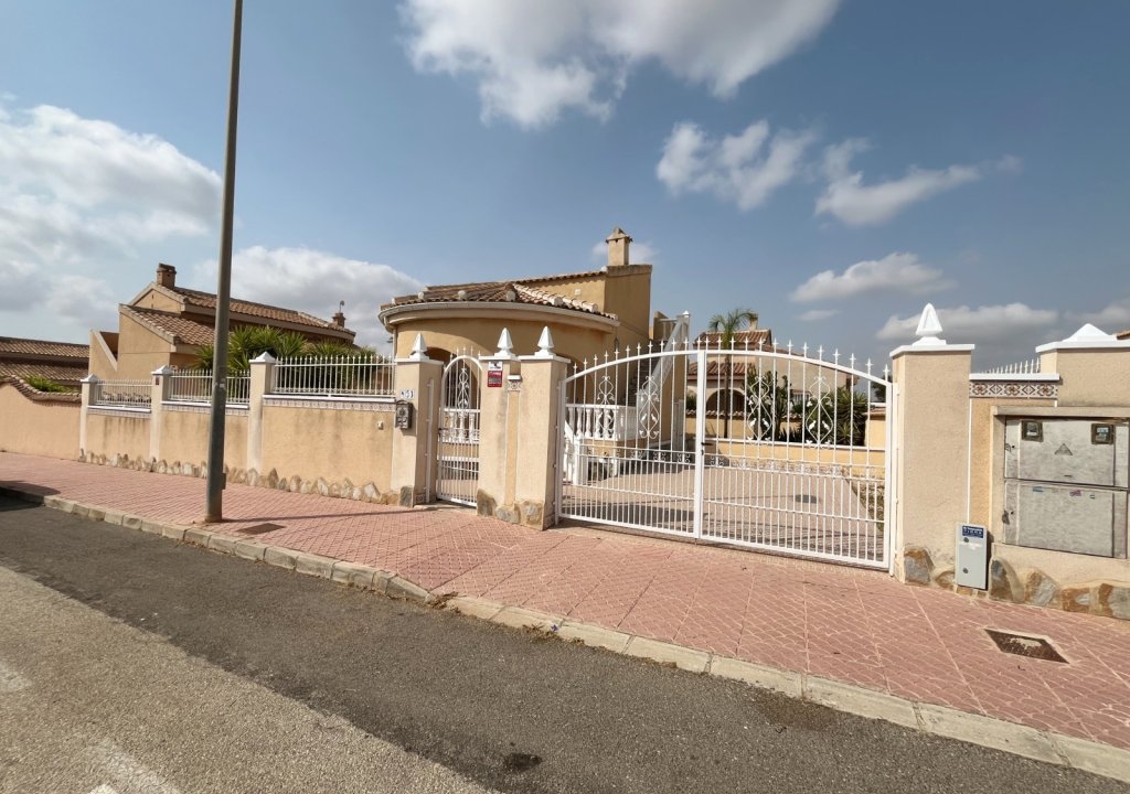 Reventa - Detached villa - Ciudad Quesada - Airstrip