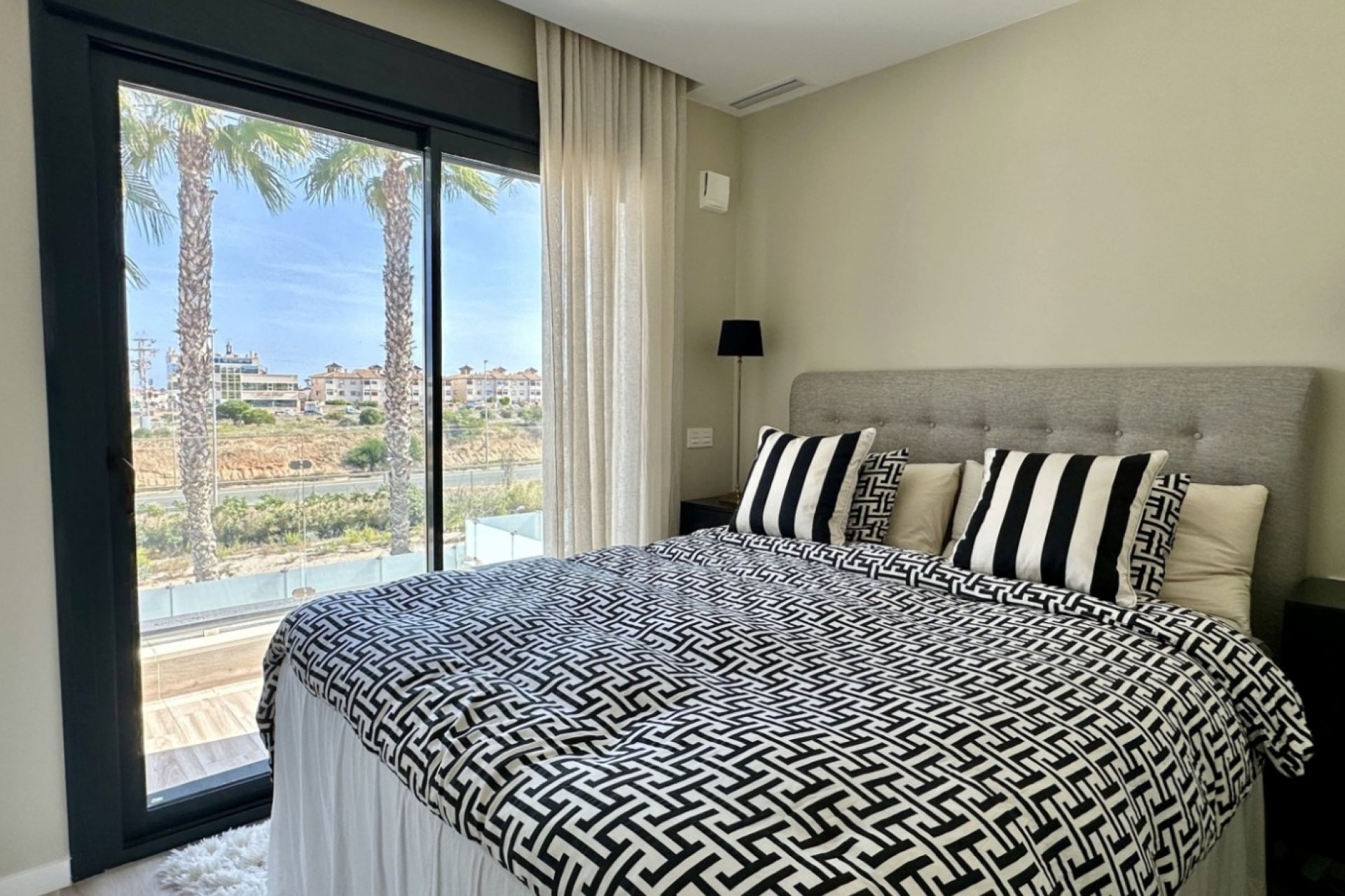 Reventa - Detached villa - Orihuela Costa - Lomas de Cabo Roig