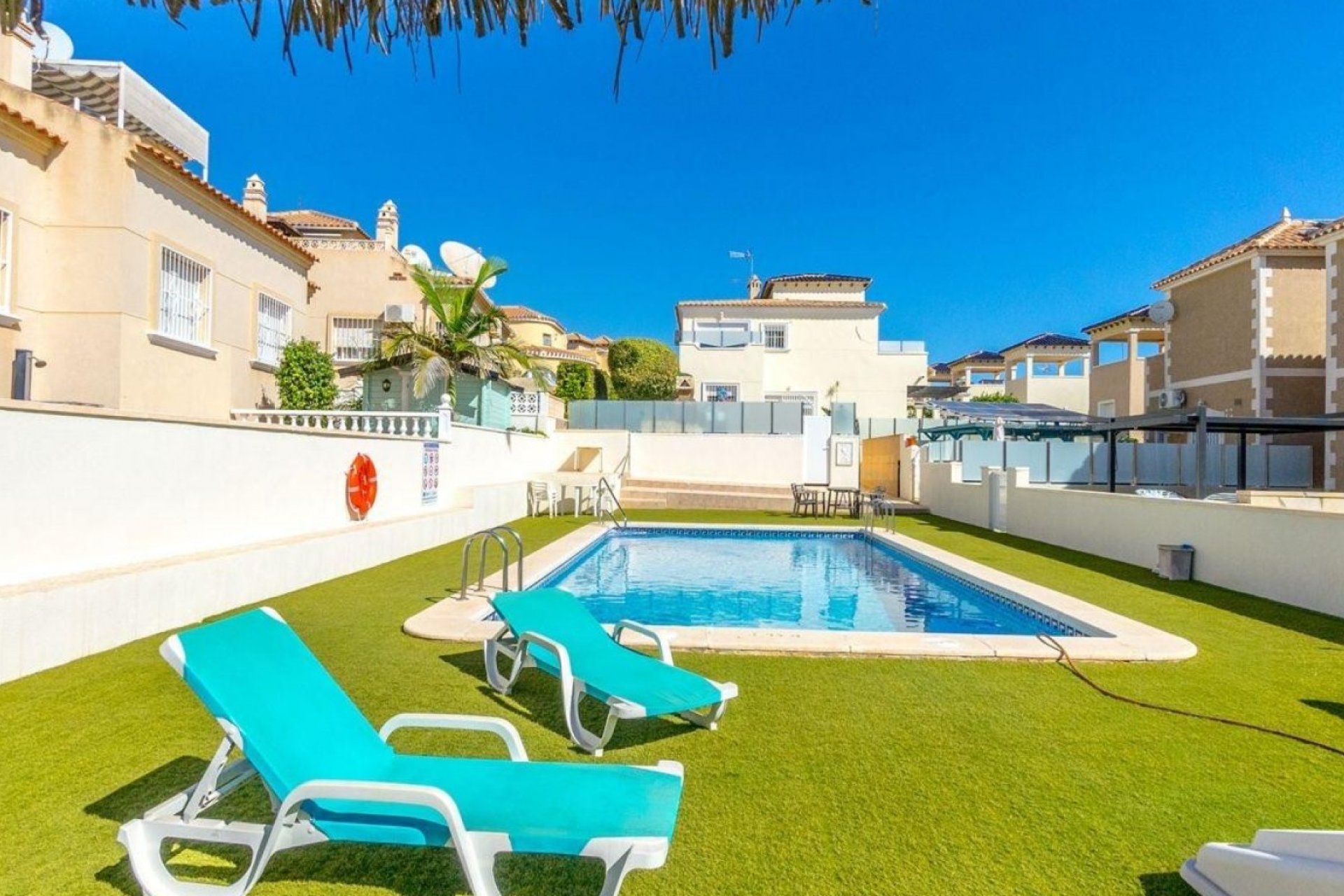 Reventa - Detached villa - Orihuela Costa - Villamartín