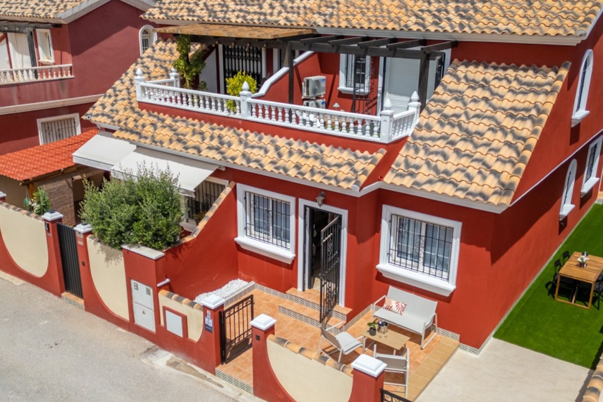 Reventa - Detached villa - Orihuela Costa - Villamartín