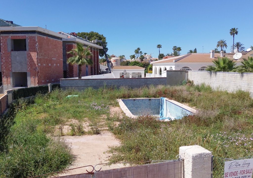 Reventa - Plot of Land - Ciudad Quesada - Town Center