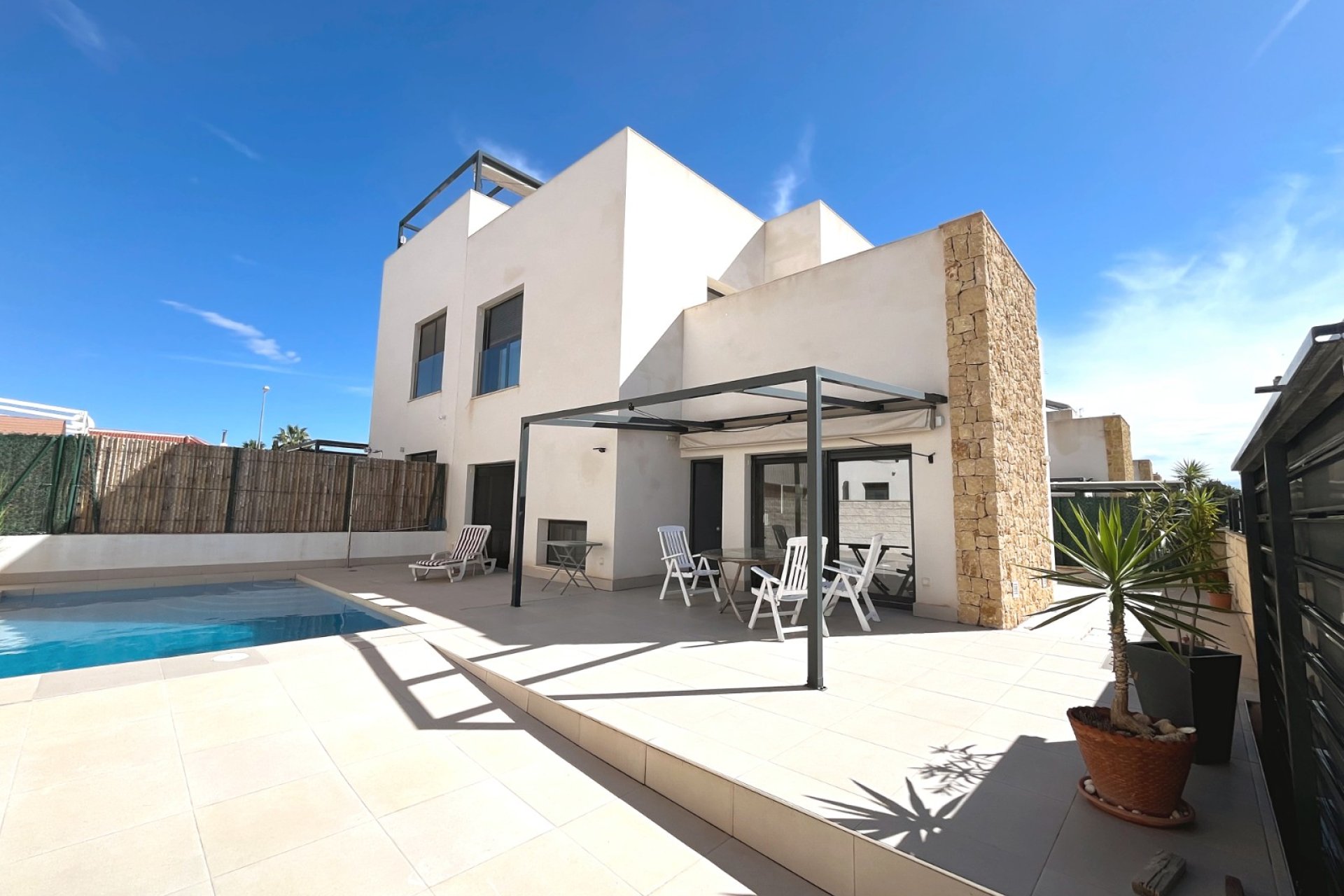 Reventa - Semi Detached - Ciudad Quesada - Pueblo Bravo