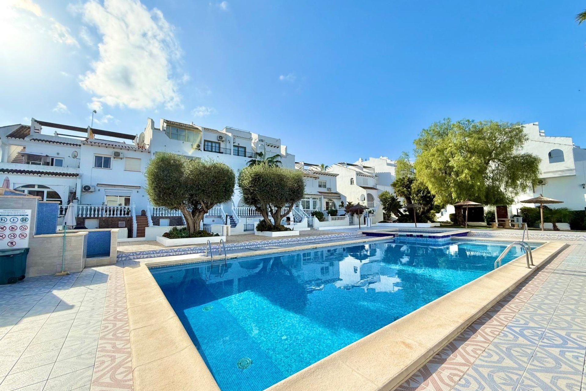 Reventa - Semi Detached - Ciudad Quesada - Town Center