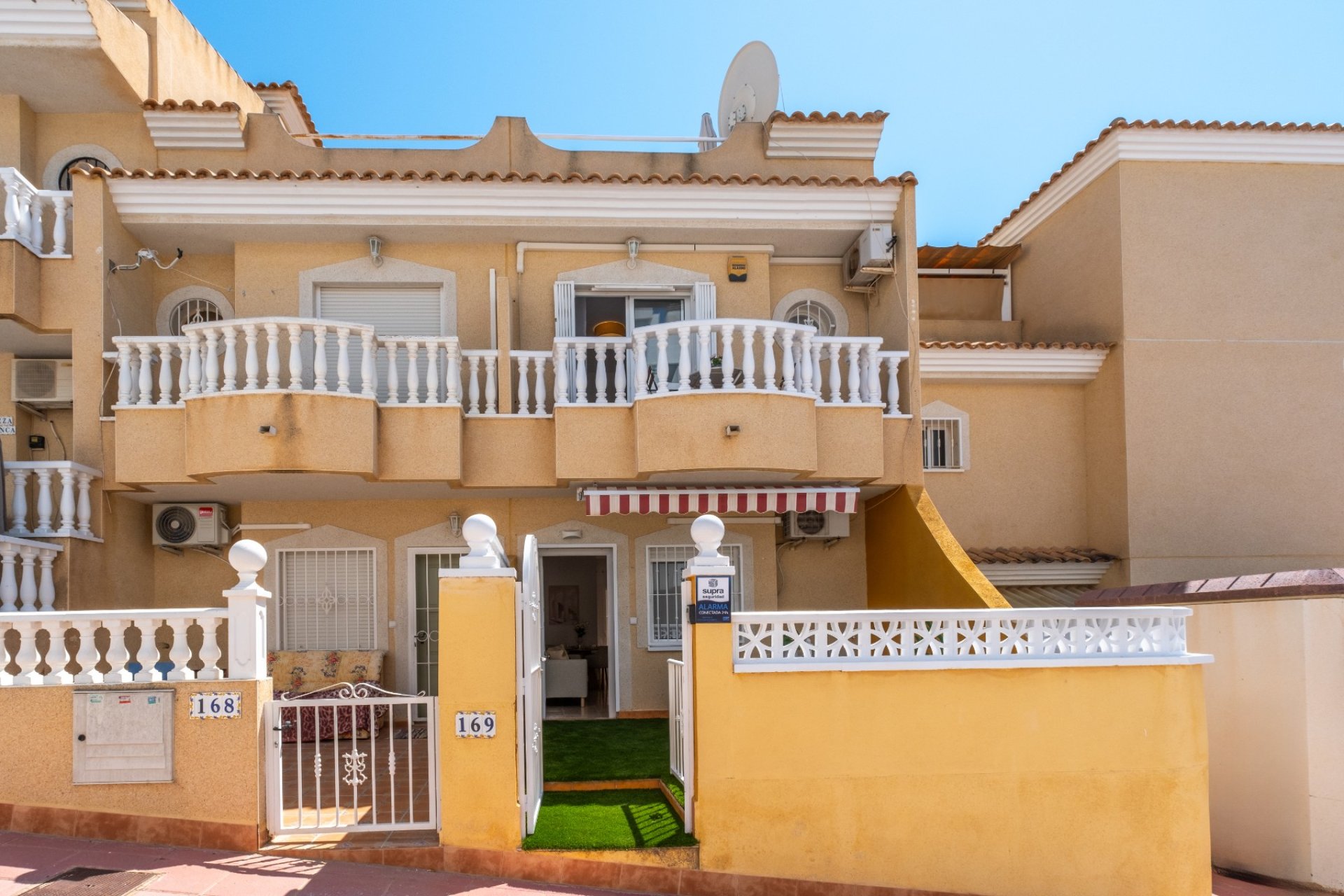 Reventa - Semi Detached - Orihuela Costa - Villamartín