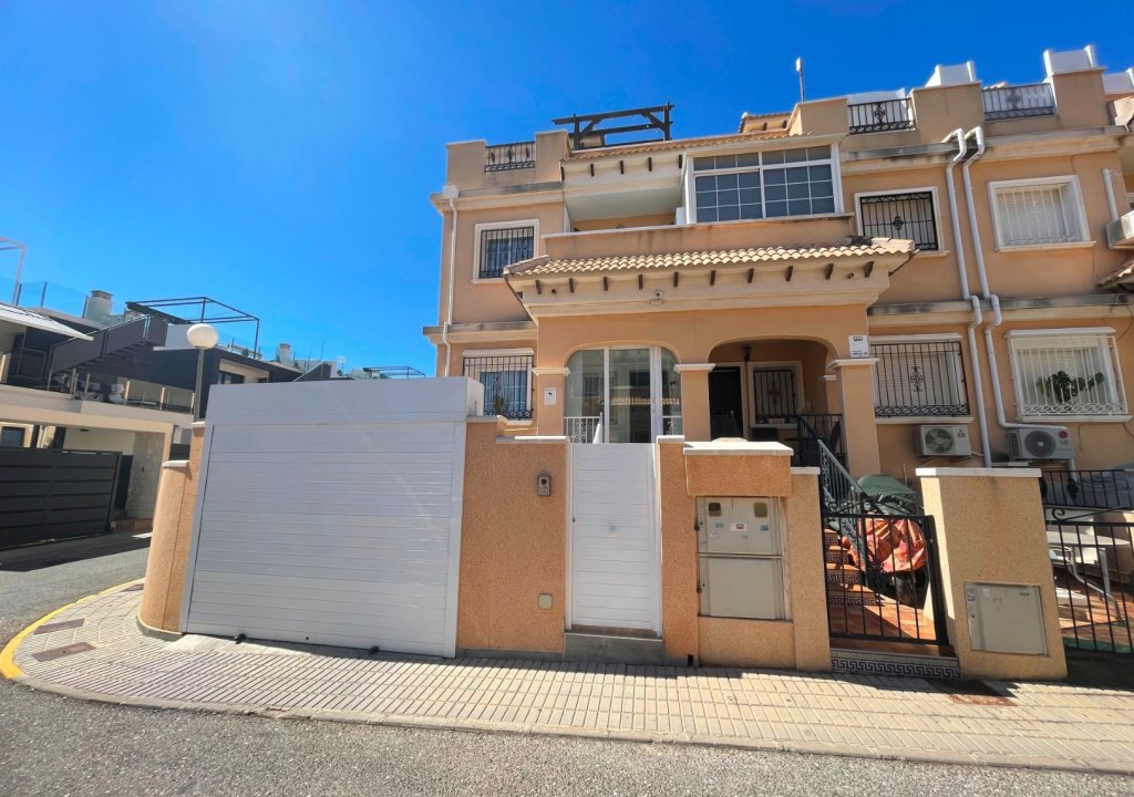Reventa - Semi Detached Villa - Orihuela Costa - Villamartin