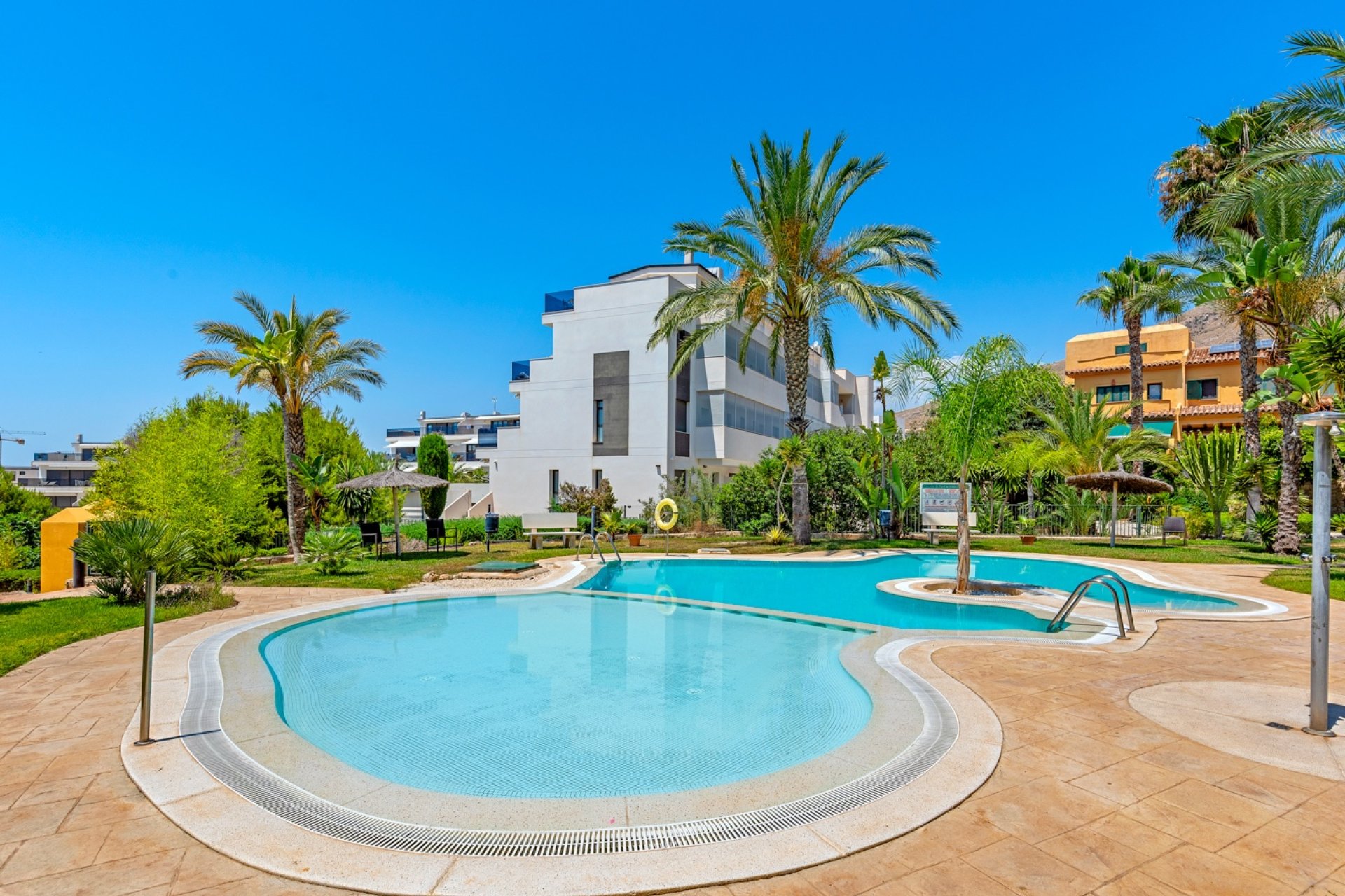 Reventa - Town House - Benidorm - Sierra cortina
