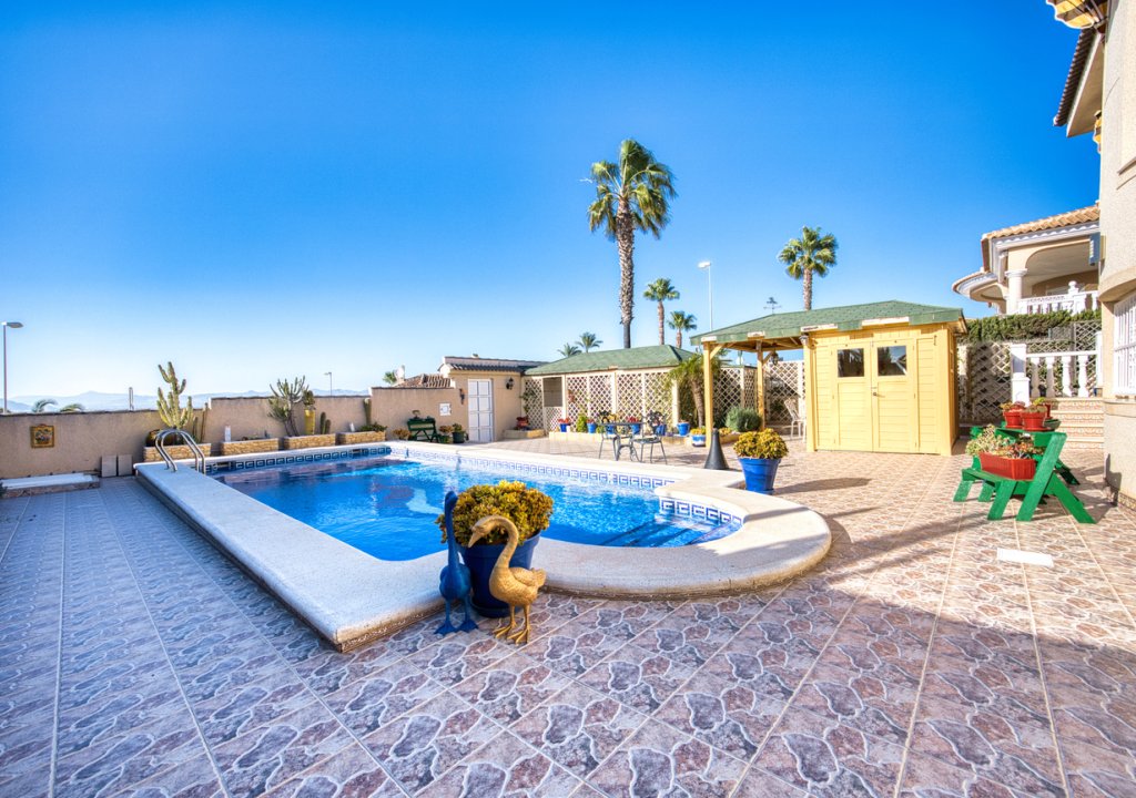 Reventa - Villa - Ciudad Quesada - Benimar