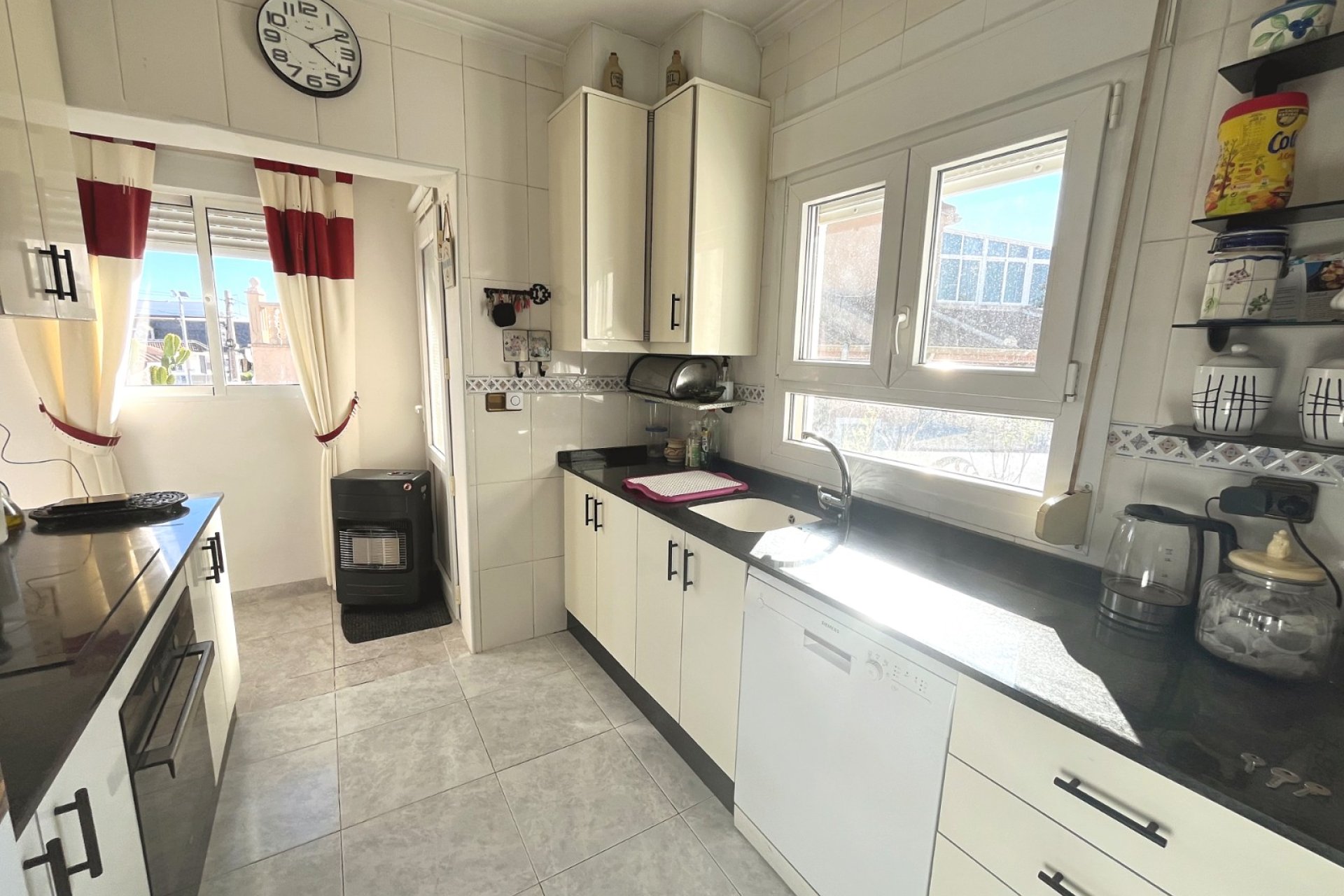 Reventa - Villa - Ciudad Quesada - Central Quesada