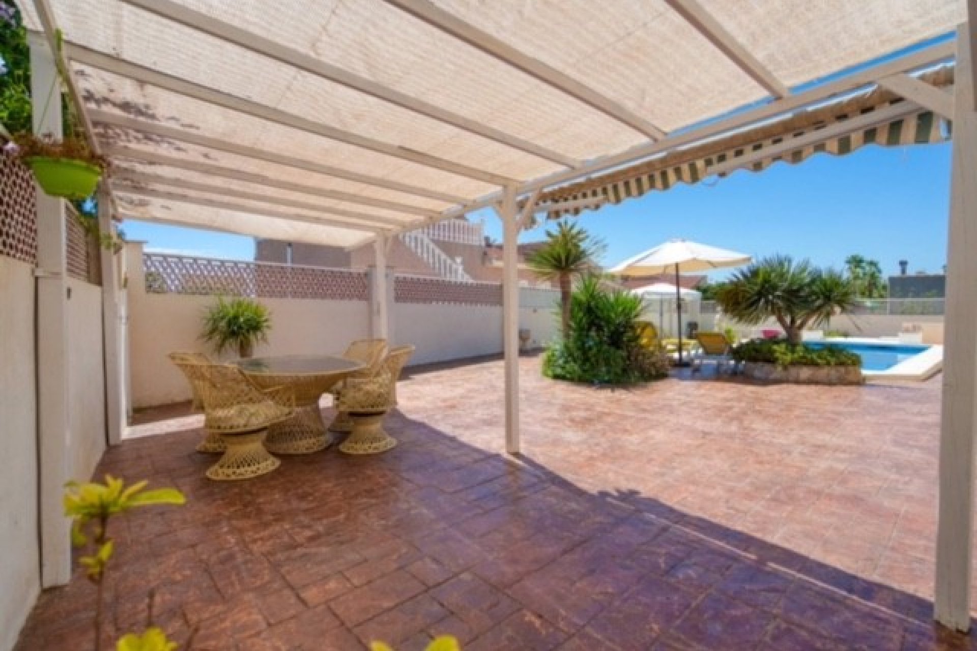 Reventa - Villa - Ciudad Quesada - Central Quesada