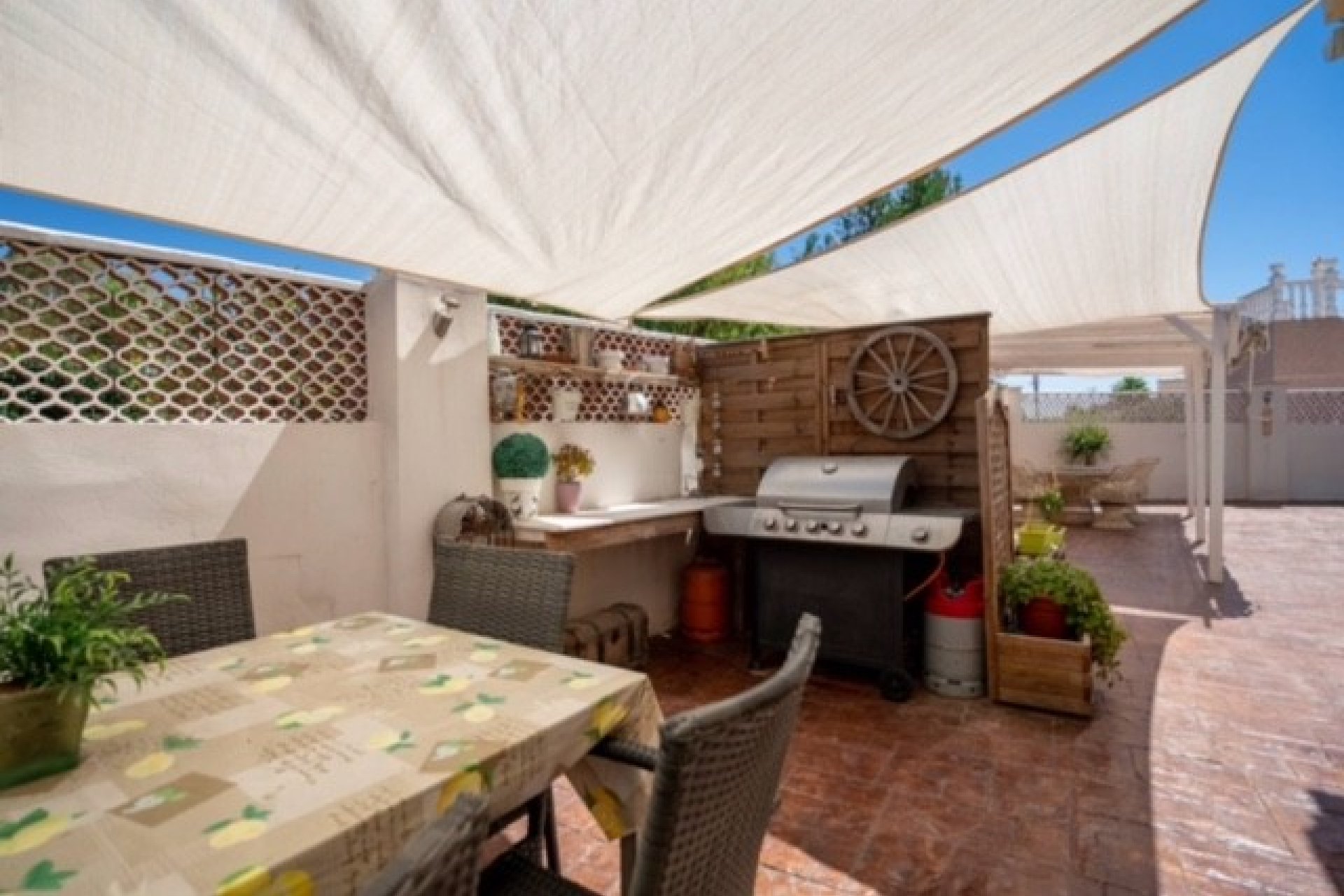 Reventa - Villa - Ciudad Quesada - Central Quesada