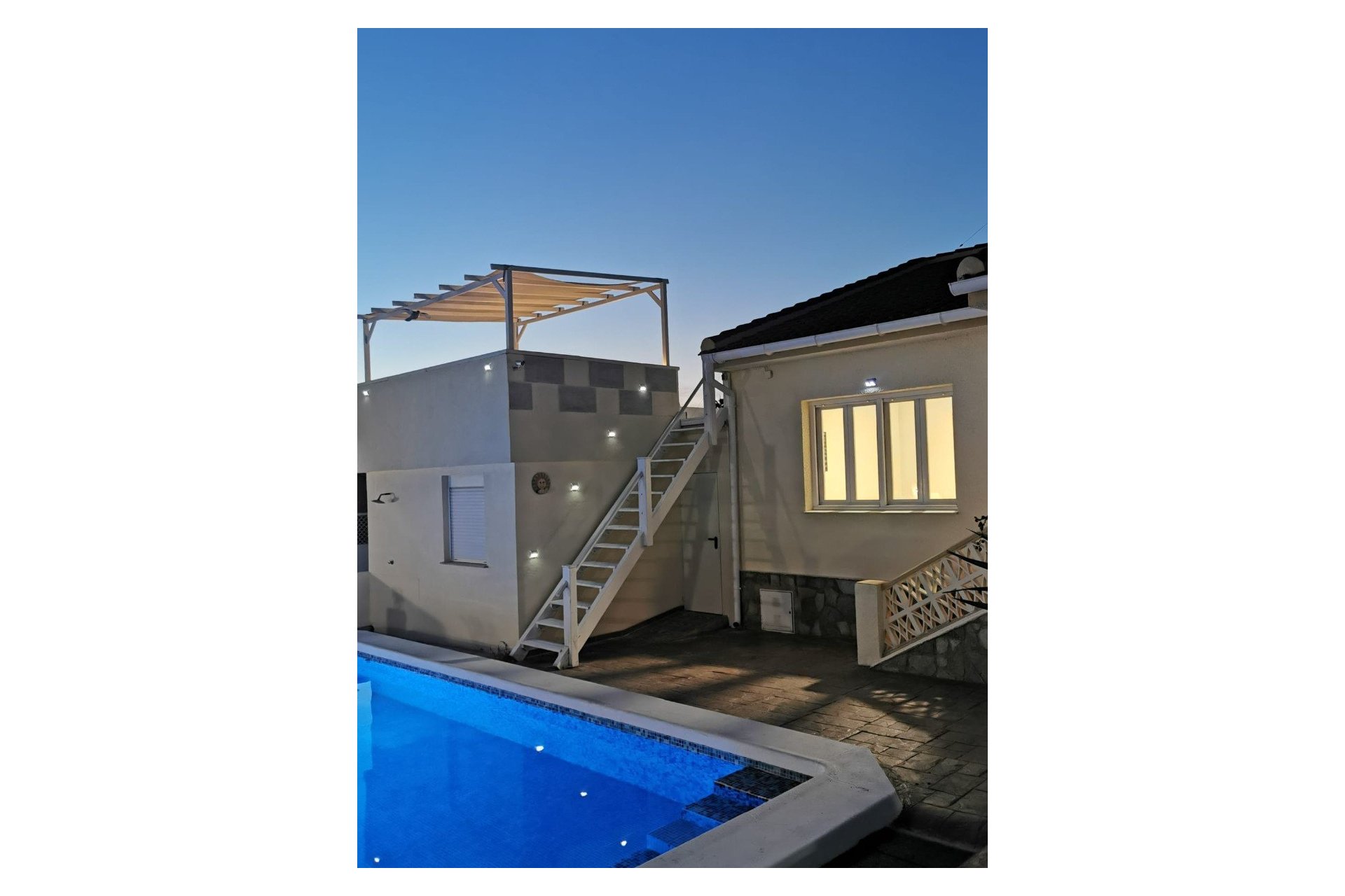 Reventa - Villa - Ciudad Quesada - Central Quesada