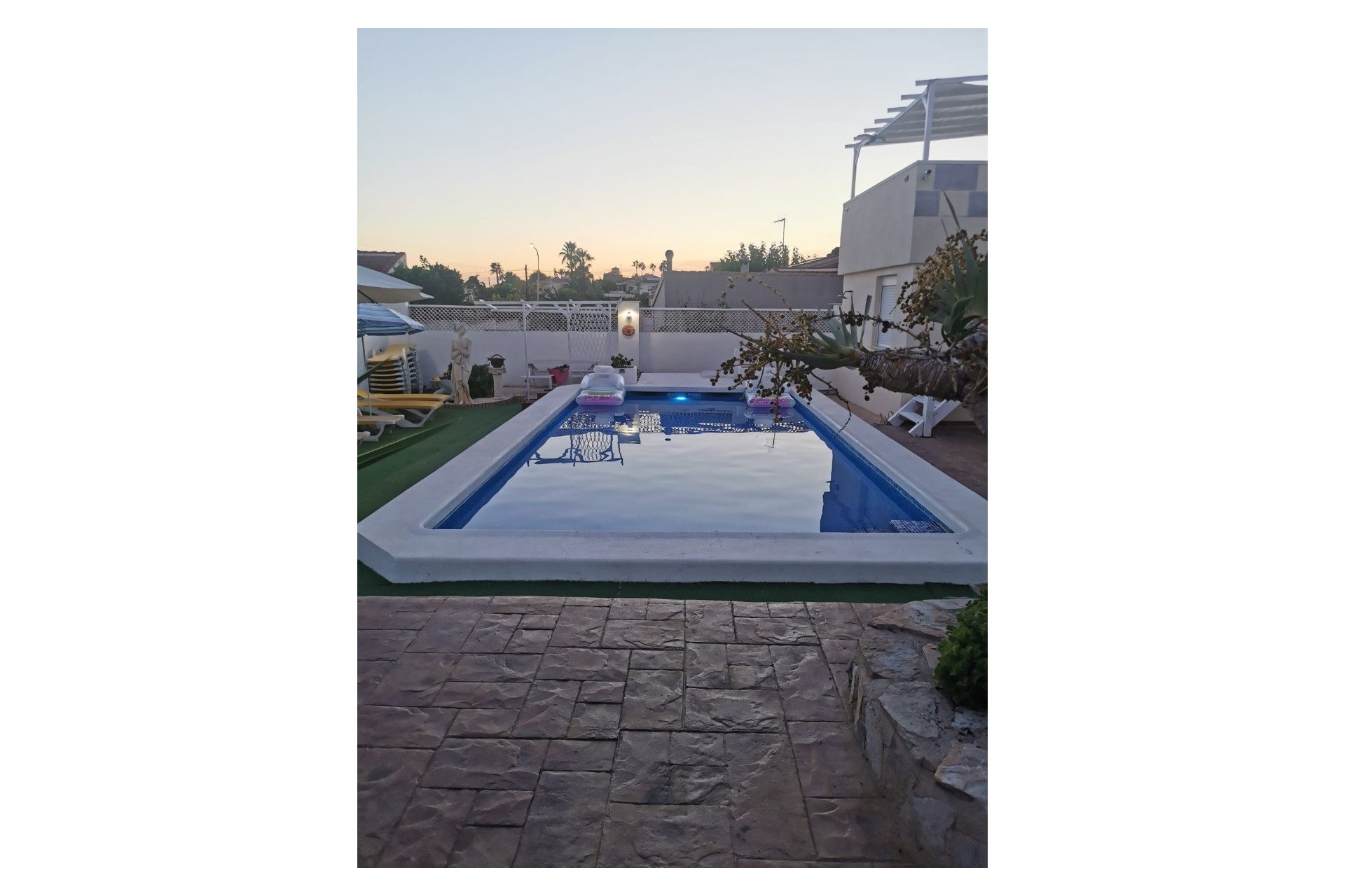 Reventa - Villa - Ciudad Quesada - Central Quesada