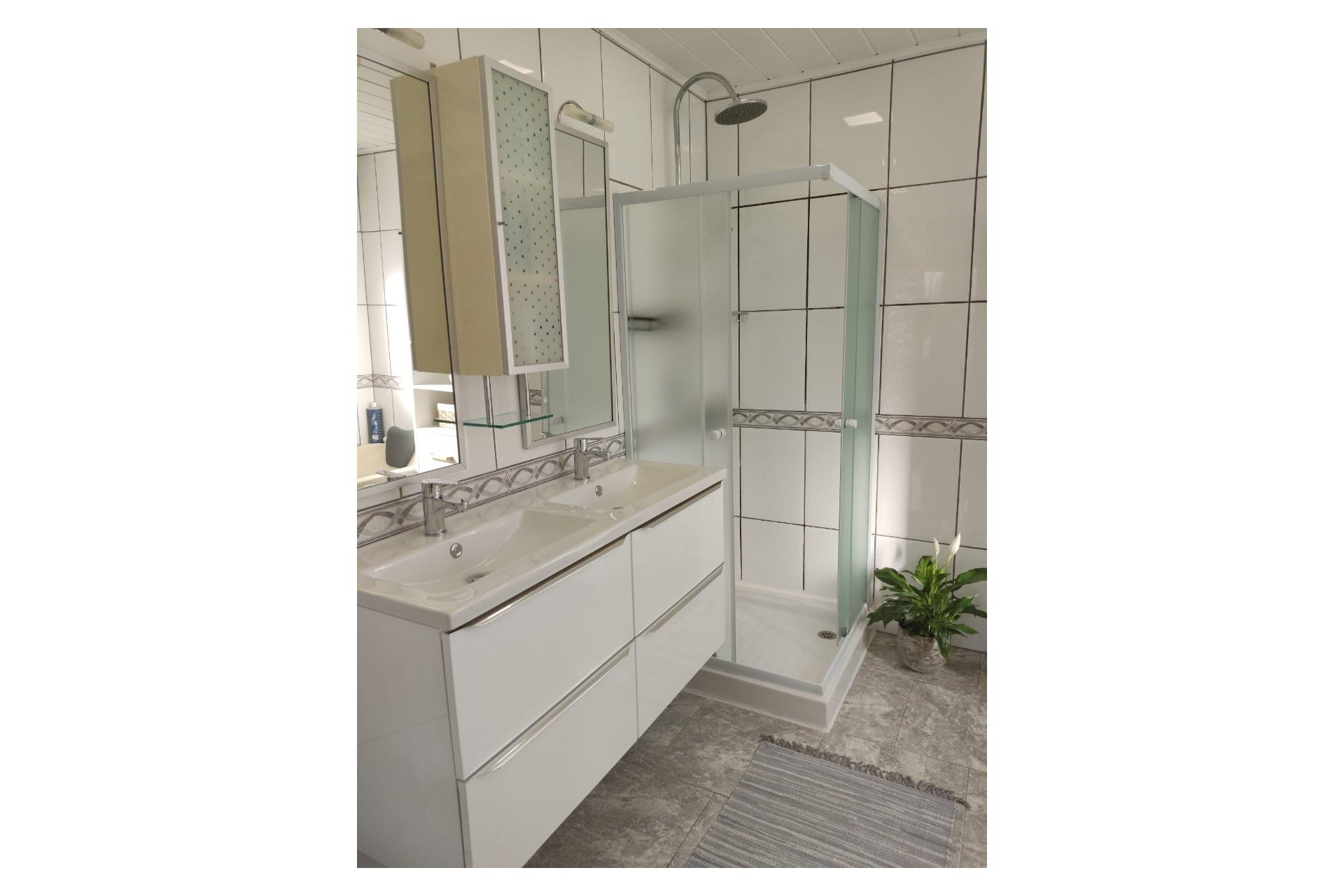 Reventa - Villa - Ciudad Quesada - Central Quesada