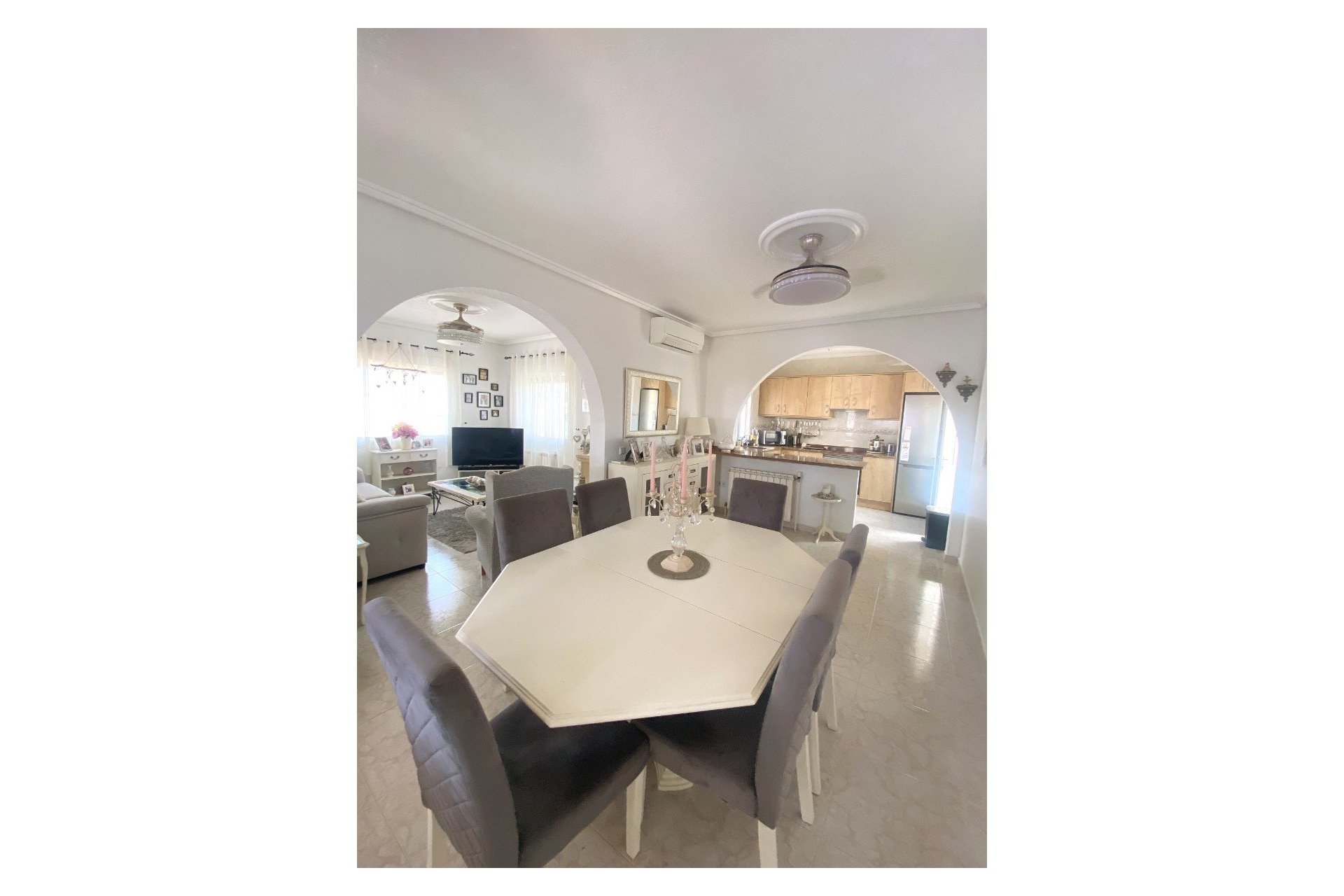 Reventa - Villa - Ciudad Quesada - Doña Pepa