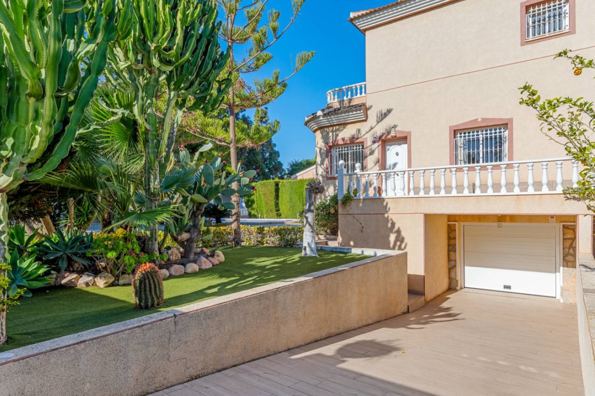 Reventa - Villa - Ciudad Quesada - Dona Pepa