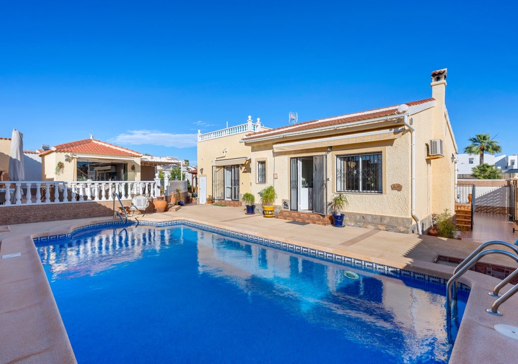 Reventa - Villa - Ciudad Quesada - DOÑA PEPA