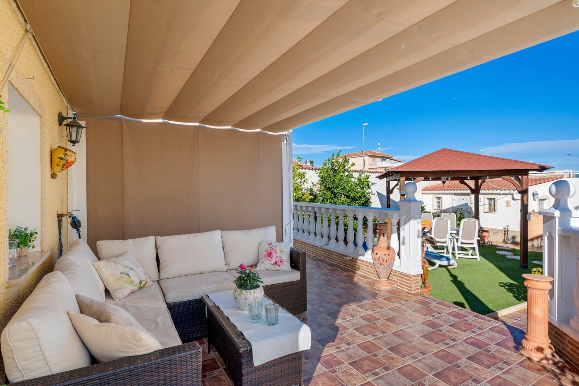 Reventa - Villa - Ciudad Quesada - DOÑA PEPA