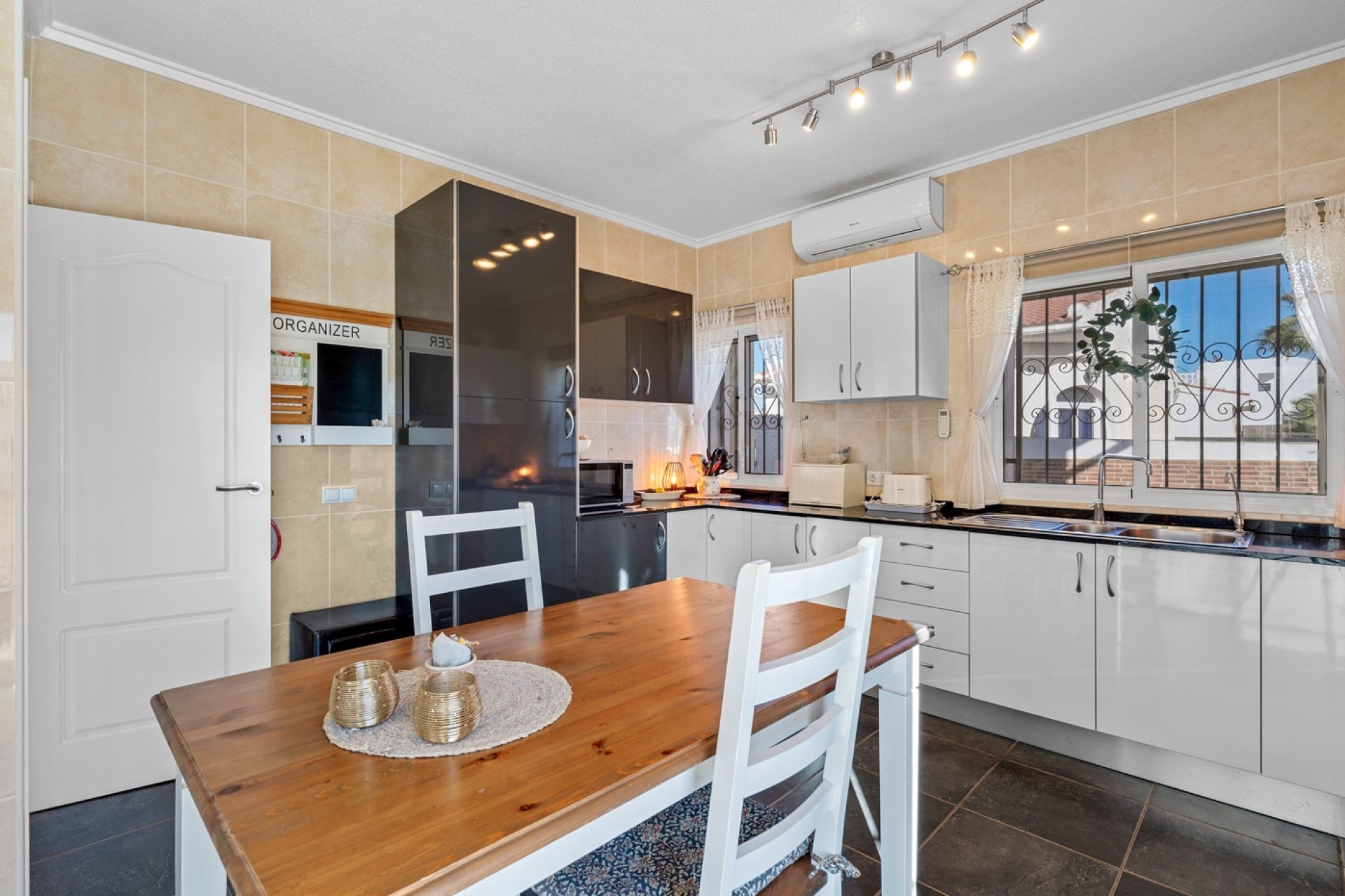 Reventa - Villa - Ciudad Quesada - DOÑA PEPA