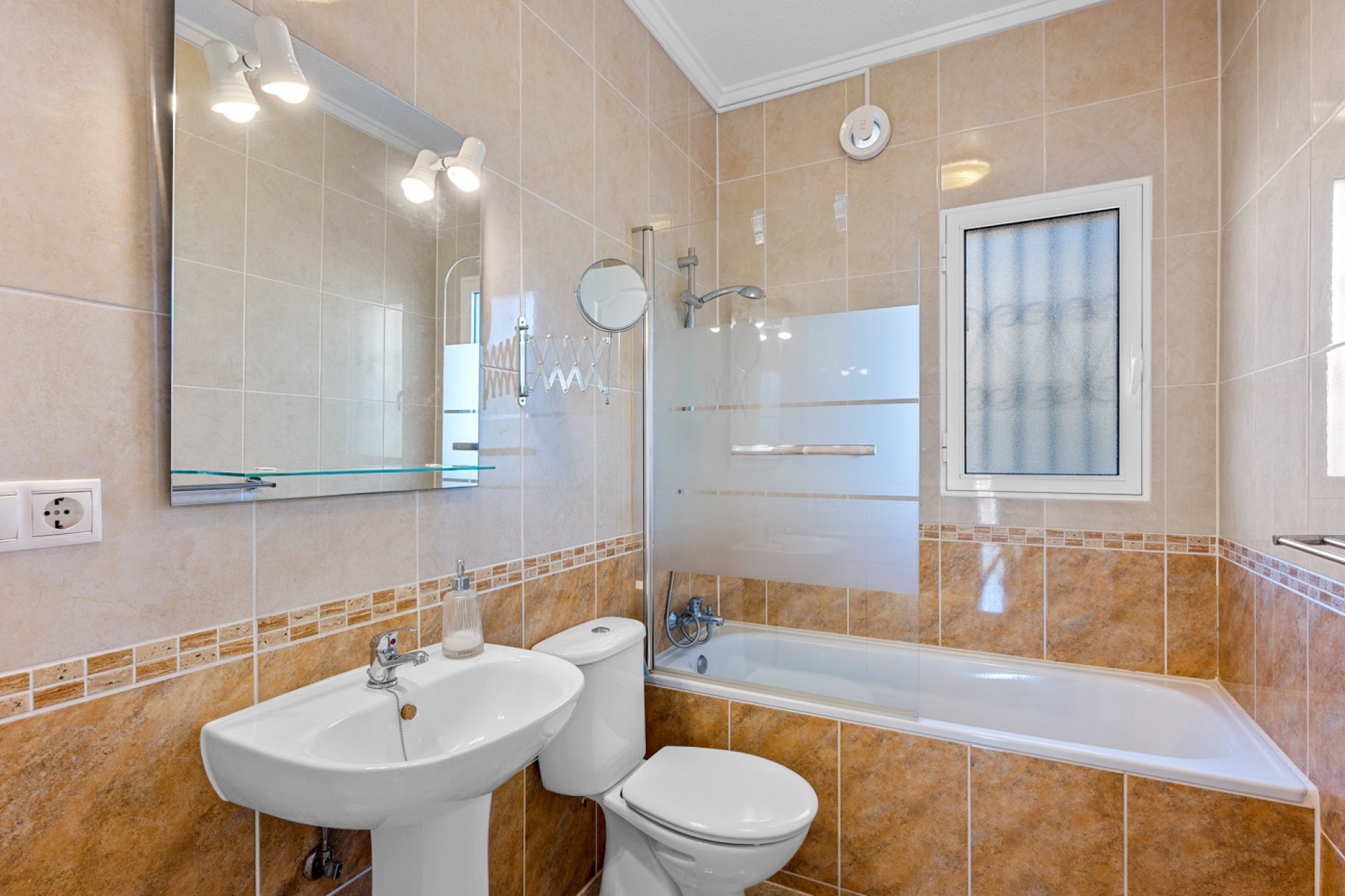 Reventa - Villa - Ciudad Quesada - DOÑA PEPA