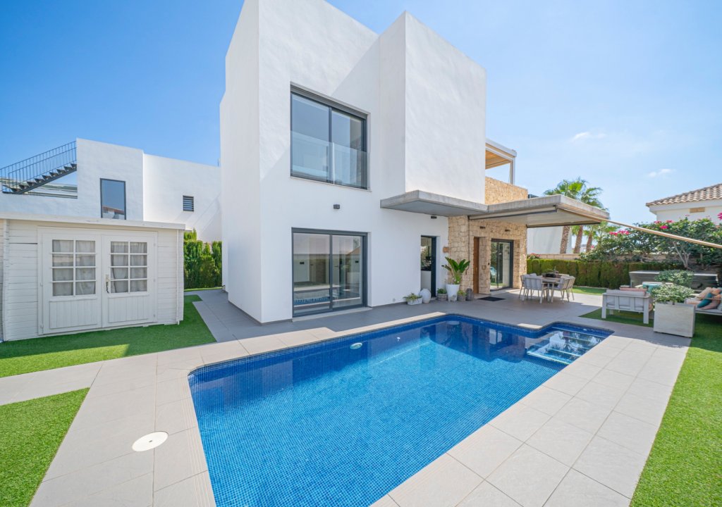 Reventa - Villa - Ciudad Quesada - Lo pepin