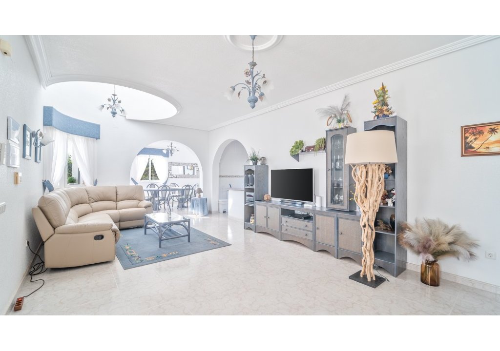 Reventa - Villa - Ciudad Quesada - Pueblo Bravo