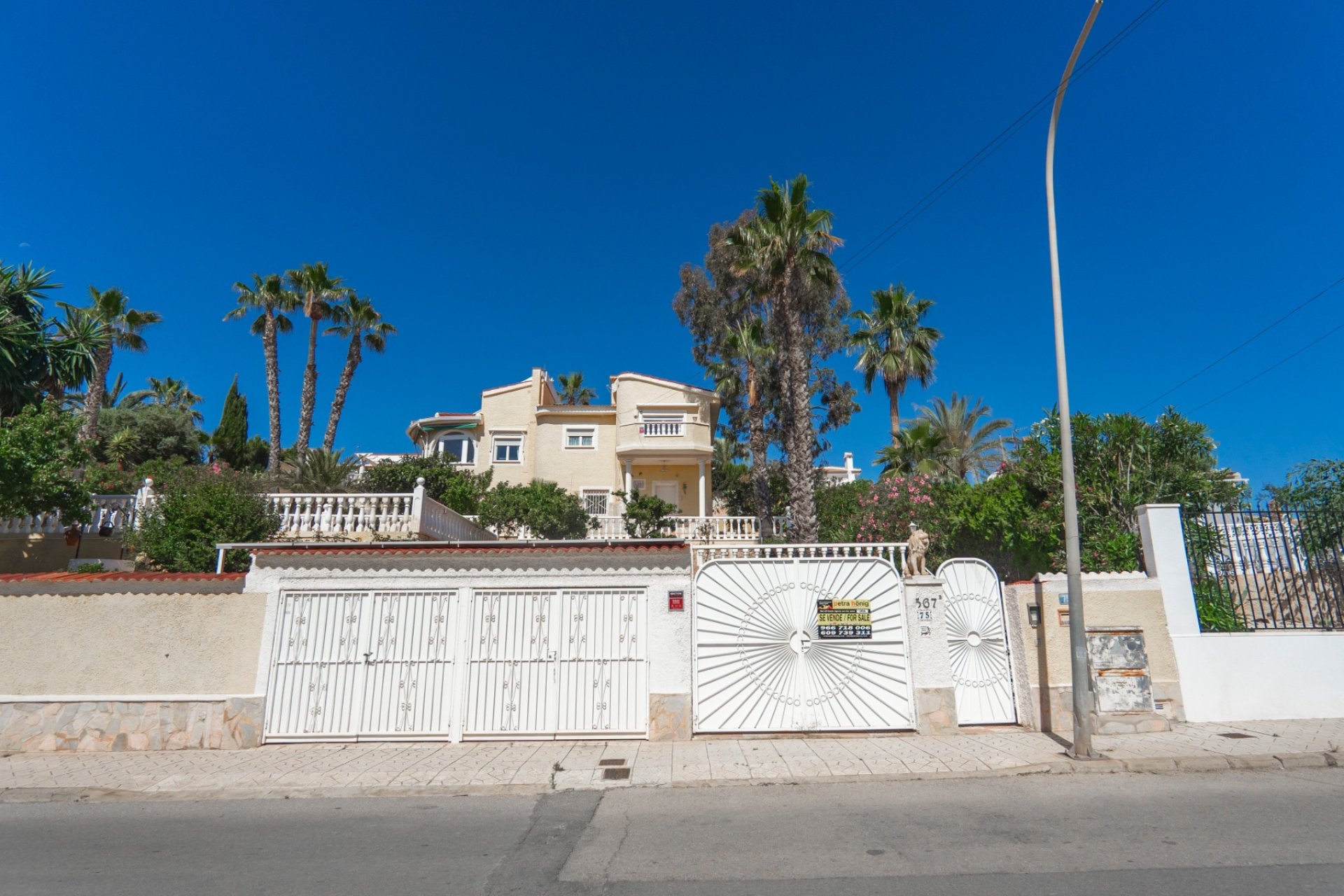 Reventa - Villa - Ciudad Quesada - Town Center