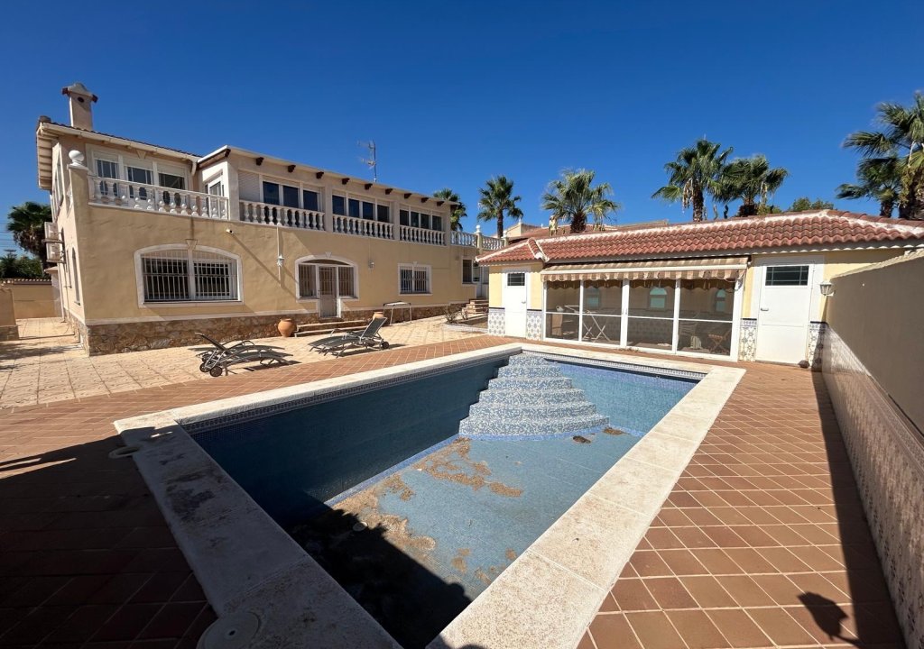 Reventa - Villa - Ciudad Quesada - Town Center