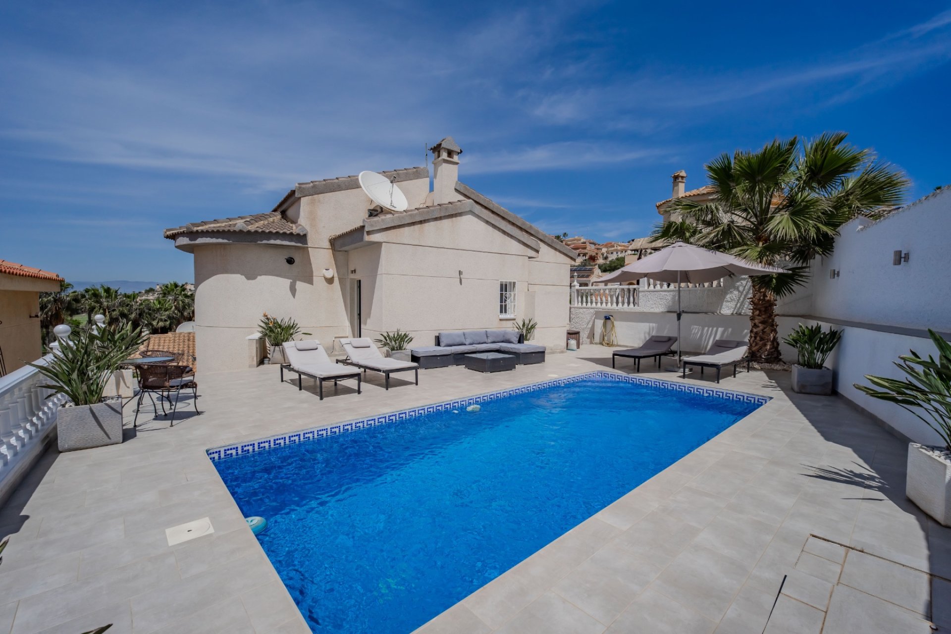 Reventa - Villa / Detached - Ciudad Quesada - La Marquesa Golf