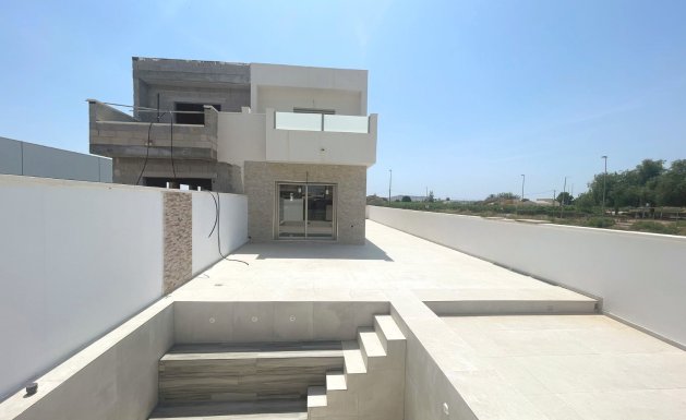 Semi Detached - Resale - Daya Nueva - Daya Nueva