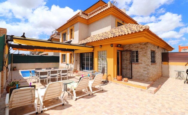 Semi Detached Villa - Reventa - Los Montesinos - La Herrada