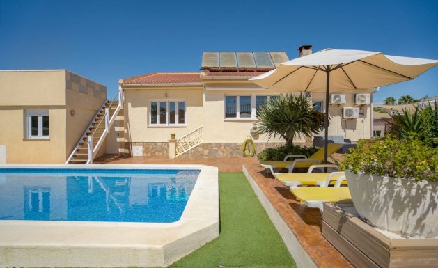 Villa - Resale - Ciudad Quesada - Central Quesada