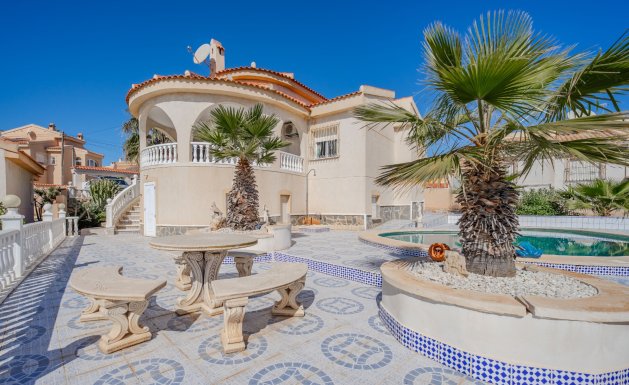 Villa - Resale - Ciudad Quesada - La Marquesa Golf