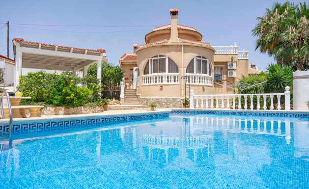 Villa - Resale - Ciudad Quesada - Town Center