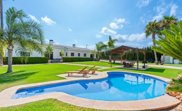 Villa - Resale - Elche/Elx - Elche/Elx
