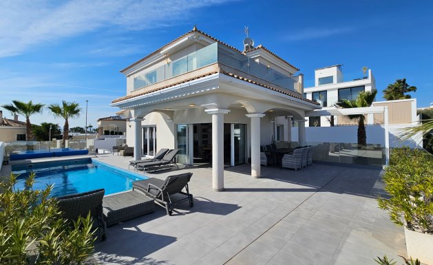 Villa - Resale - La Marina - La Marina