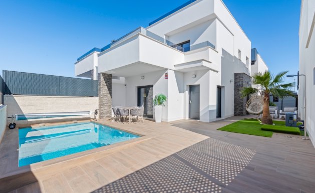 Villa - Resale - Orihuela - Vistabella Golf