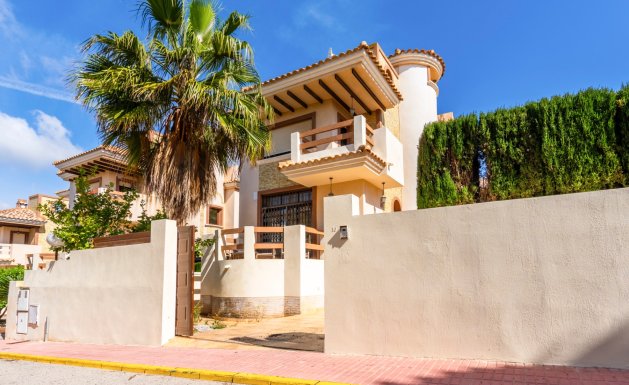 Villa - Resale - Villamartín - Villamartín