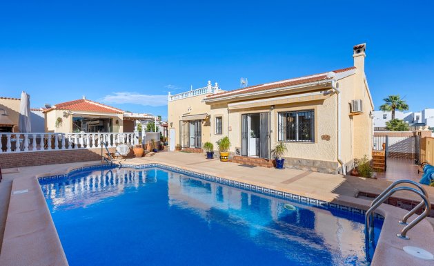 Villa - Reventa - Ciudad Quesada - DOÑA PEPA