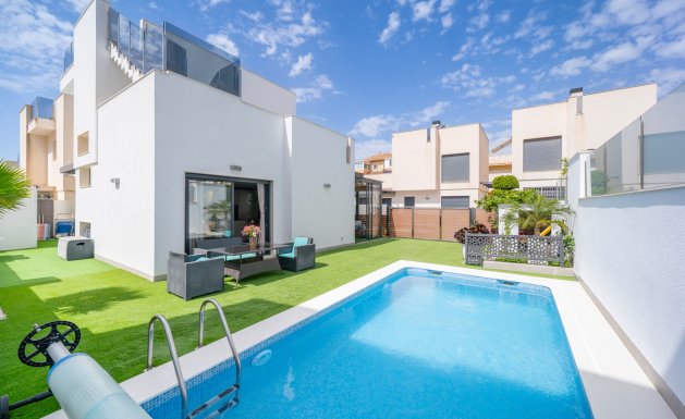 Villa - Reventa - Torrevieja - Torrevieja