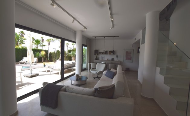 Reventa - Detached House / Villa - Ciudad Quesada - Airstrip