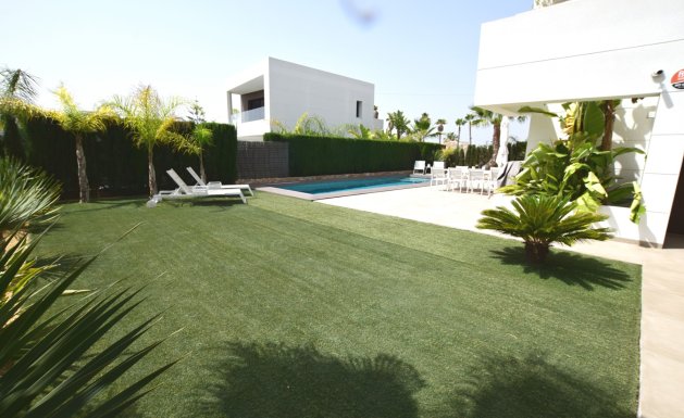 Reventa - Detached House / Villa - Ciudad Quesada - Airstrip