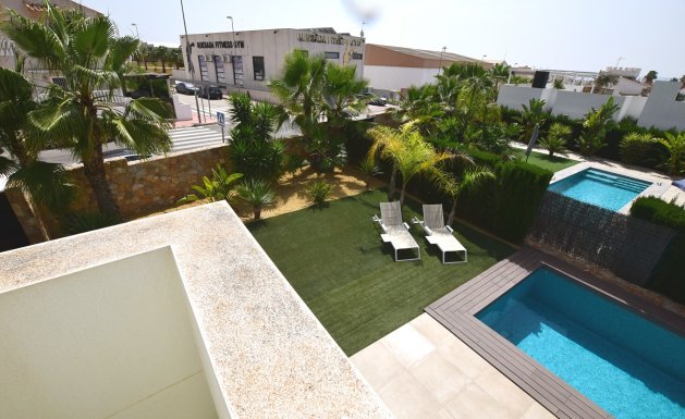 Reventa - Detached House / Villa - Ciudad Quesada - Airstrip