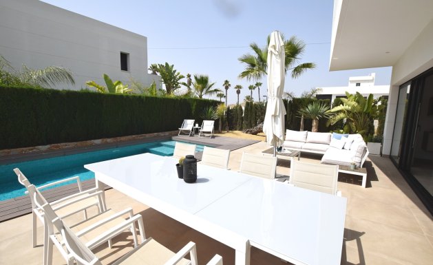 Reventa - Detached House / Villa - Ciudad Quesada - Airstrip