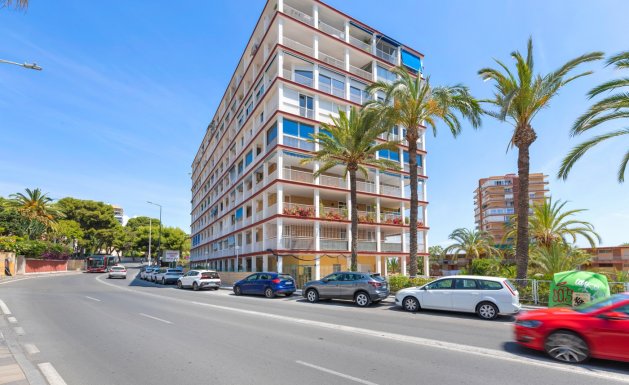 Resale - Apartment - Alicante