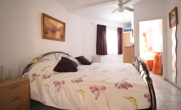 Resale - Chalet - Guardamar del Segura - El Moncayo